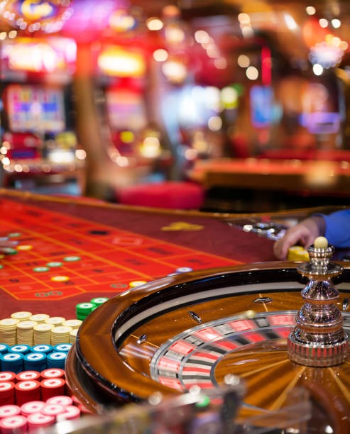 pistol4d live dealer studio with professional dealers and HD streaming